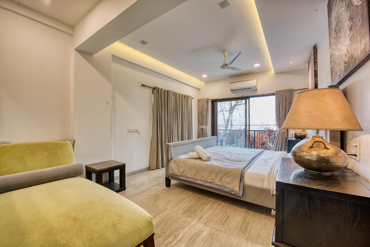 Luxurious 5 Bedrooms Arlington Contemporary Villa in Panchgani