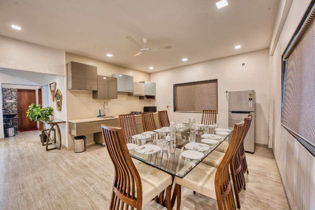 Luxurious 5 Bedrooms Arlington Contemporary Villa in Panchgani